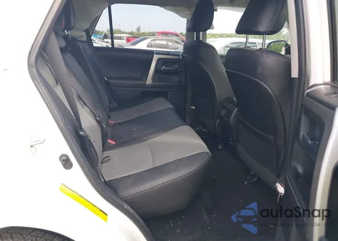 2016 Toyota 4Runner Sr5 Premium z USA, uszkodzony, nr VIN JTEZU5JR5G5130905